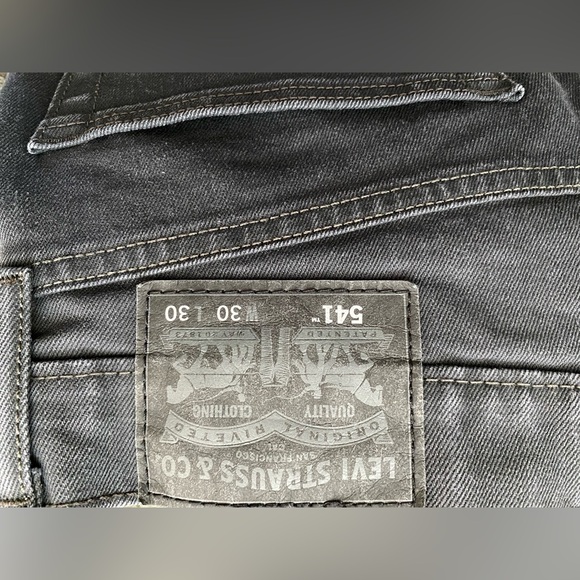 LEVI’S 541 DARK GREY MEN’S JEANS SIZE 30X30 - Picture 3 of 3